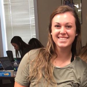 Meet your Posher, Macayla